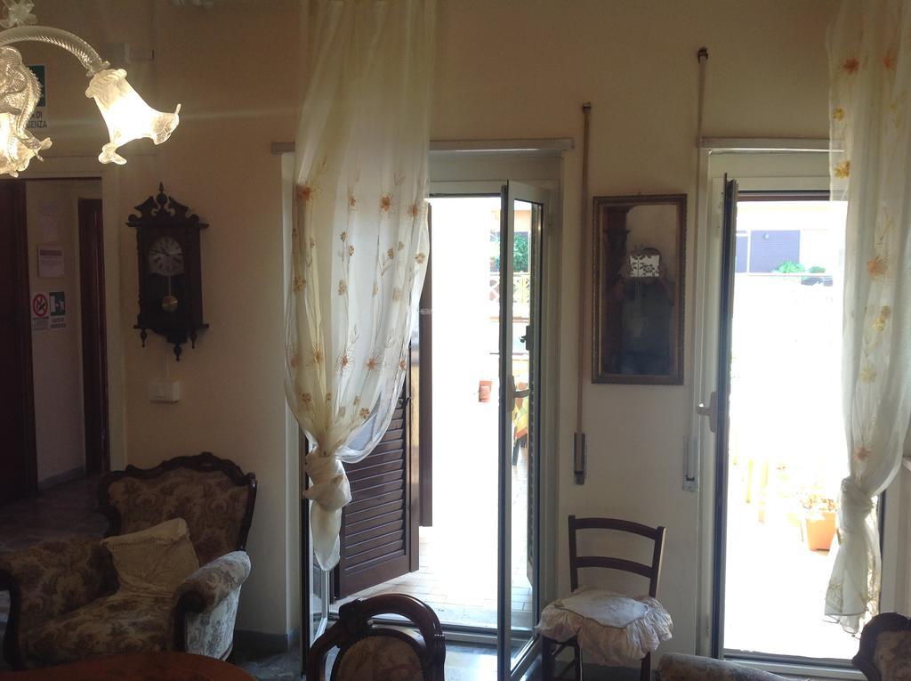 Appartamento Zia Gesina Lido di Ostia Esterno foto